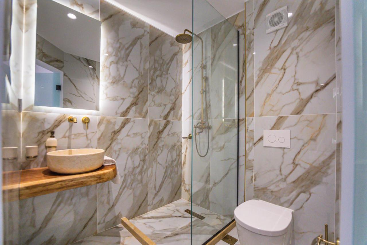 Δvo Luxury Apartment อายิโอสนิโกลาโอส ภายนอก รูปภาพ