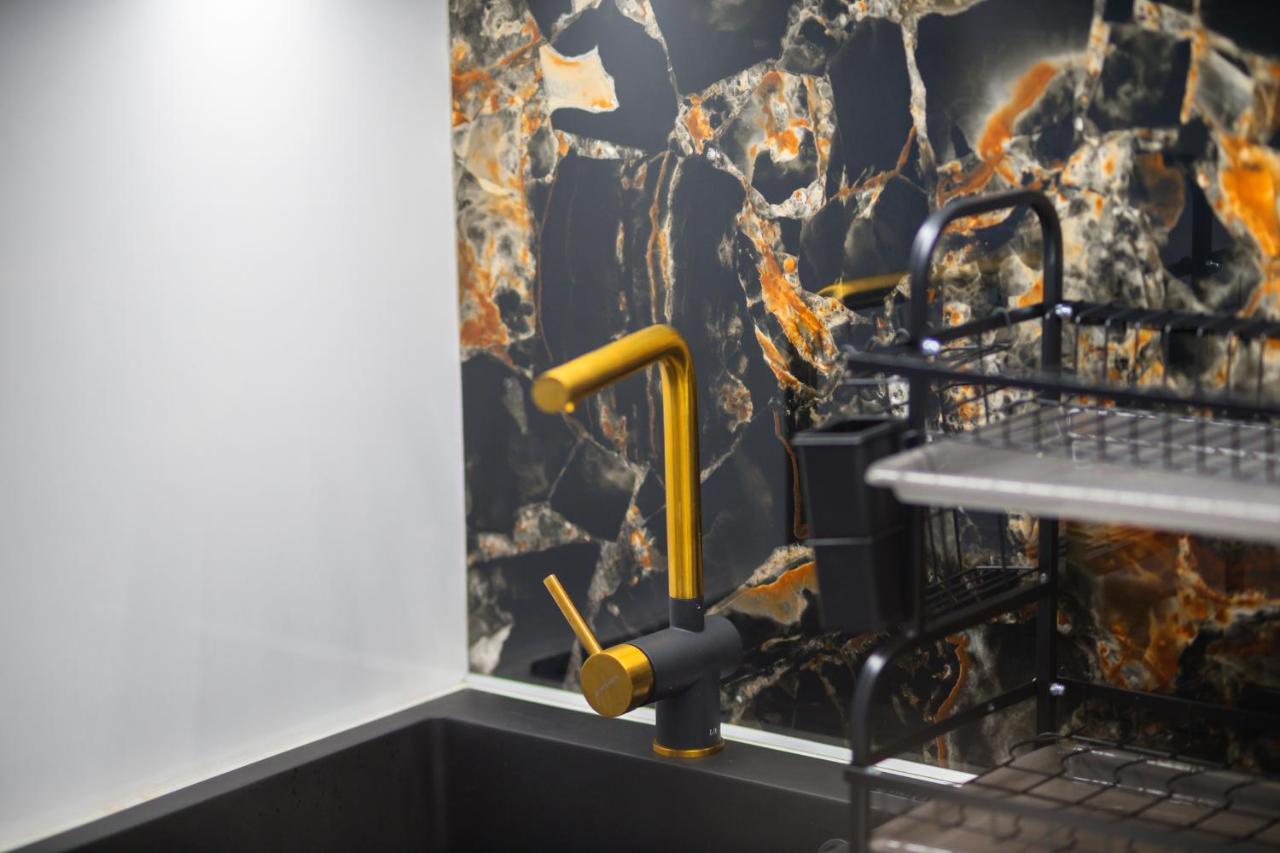 Δvo Luxury Apartment อายิโอสนิโกลาโอส ภายนอก รูปภาพ